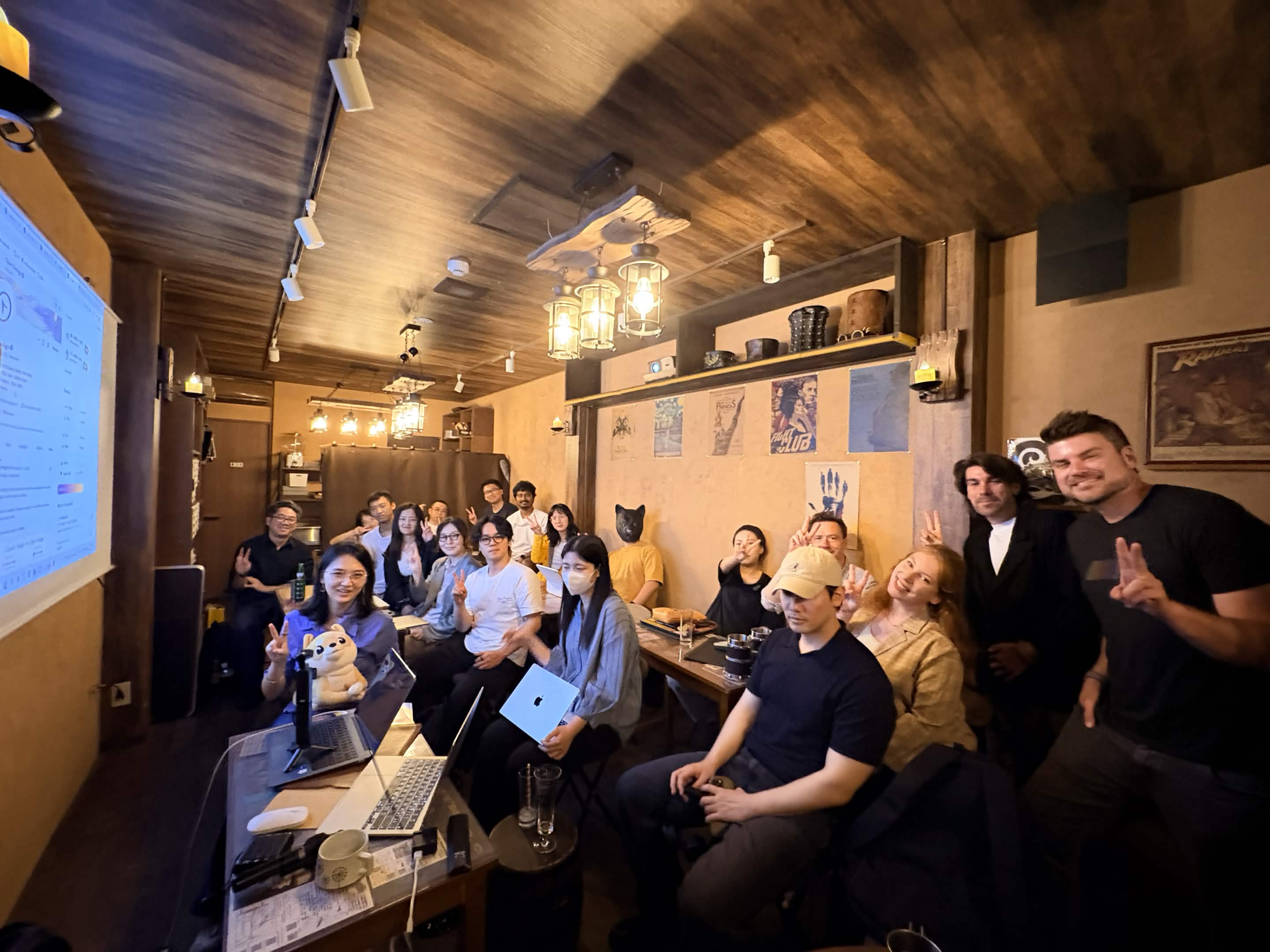 Participants gathered for the Osaka NEXGERCORE meetup